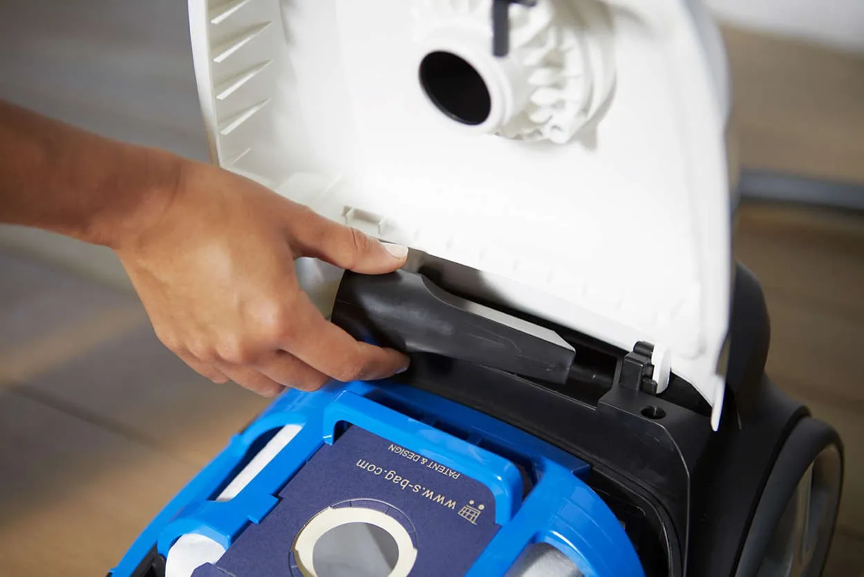 Пылесос Philips  FC 8389 в Москве и Московской области от магазина Ammina